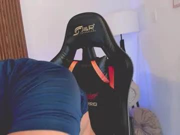 Explore 20 years old liam_colliins from Chaturbate liam_colliins from Chaturbate