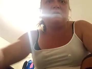lilchick4u from Chaturbate