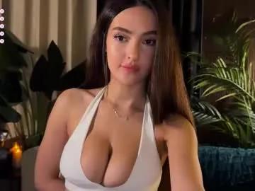 Masturbate to cute model Liliaah liliaah from Chaturbate