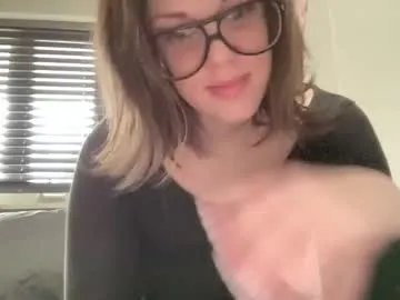 linusloves from Chaturbate