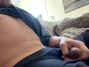 lovemelovemeneedme from Chaturbate