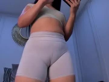 luciajonnes from Chaturbate