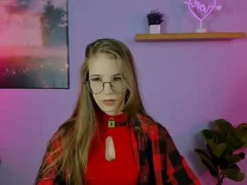 Join Chaturbate's Lulu_fly_ lulu_fly_ from Chaturbate