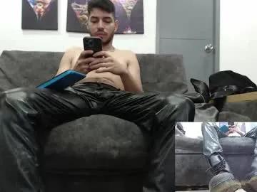 Try Mack_daniels, he wants to masturbate for you mack_daniels from Chaturbate