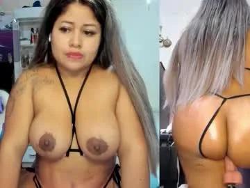 Join hot stripper Mia_cute3 mia_cute3 from Chaturbate