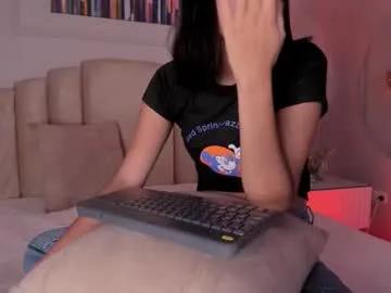 mia_kisses2 from Chaturbate