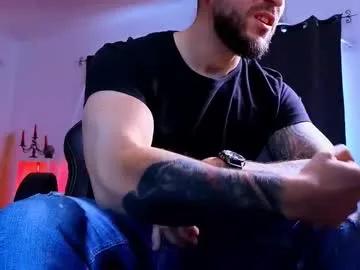 mightyaaron from Chaturbate