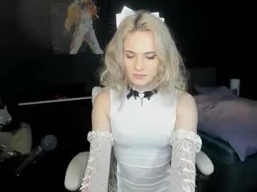 Slutty Milena_marshmallows wants you to fuck zir body now milena_marshmallows from Chaturbate