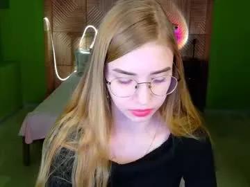 milenashy_ from Chaturbate