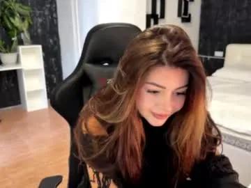 mishel_vilds from Chaturbate