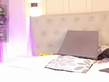 Naked Nicki__snow wants you to fuck zir body now nicki__snow from Chaturbate