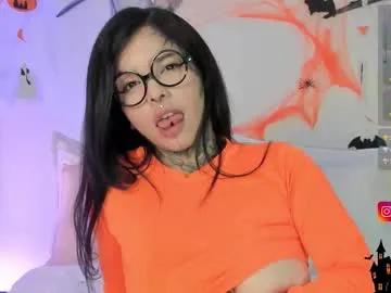 Slutty Niinaink wants you to fuck her body now niinaink from Chaturbate