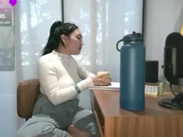 ozhmara from Chaturbate