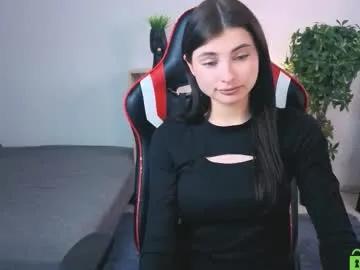 pauline_flo from Chaturbate