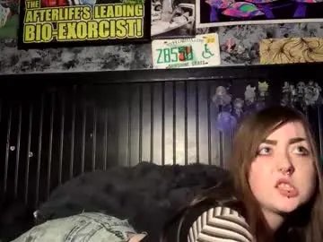 pixiemossball from Chaturbate