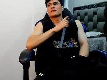 roan_birkin from Chaturbate