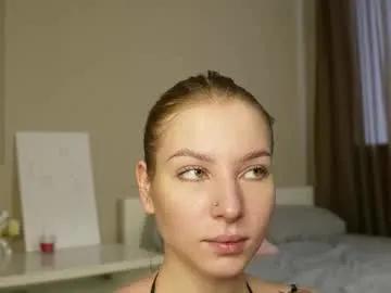 roniarenivar from Chaturbate