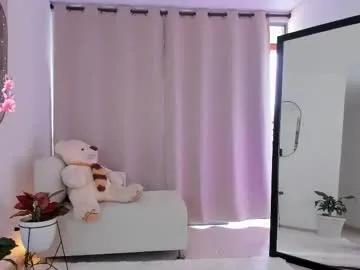 roxie_gates from Chaturbate