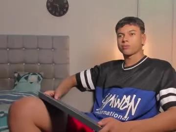 Checkout naked slut Santy_stump santy_stump from Chaturbate