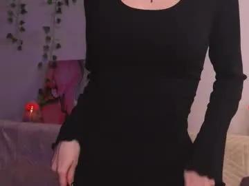 savannahshor from Chaturbate