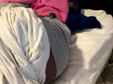 sheliaaverette from Chaturbate