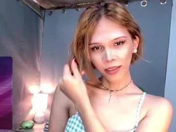 shes_notme from Chaturbate
