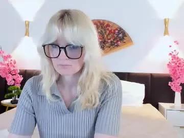 softsunrise from Chaturbate