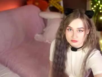 Slutty Sunnyfia wants you to fuck her body now sunnyfia from Chaturbate