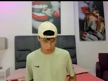 team_twinks from Chaturbate