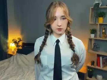 tiaraganze from Chaturbate