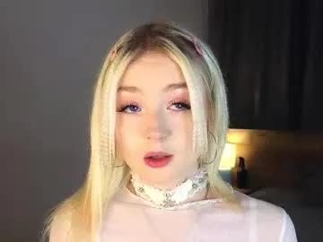 twinklefluff from Chaturbate