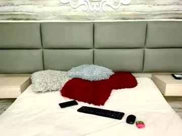 twinslovers_ from Chaturbate