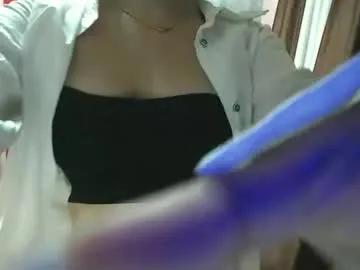 ur_cute_princess from Chaturbate