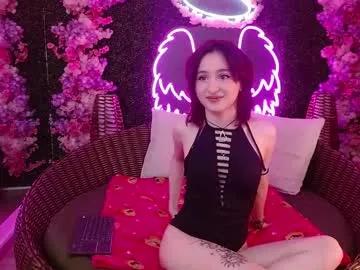 velvet_c4k3 from Chaturbate