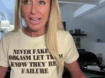 velvetbarbie from Chaturbate