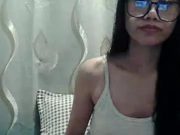 velvetcharm_19 from Chaturbate