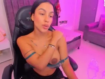 xiomara_cortes from Chaturbate