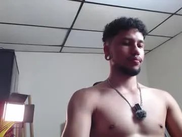 yeff_stone from Chaturbate