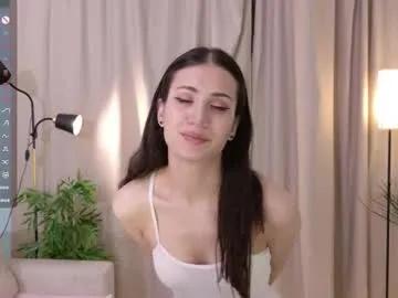 Discover Yesgivemecum, she wants to masturbate for you yesgivemecum from Chaturbate