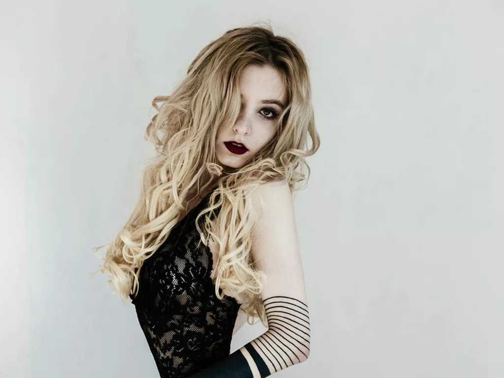 AngelikaMoebius from LiveJasmin