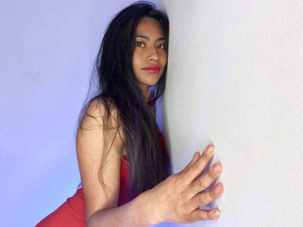 EmilyMicha from LiveJasmin