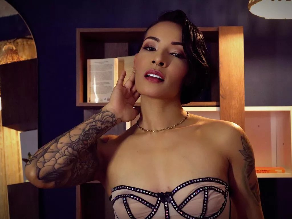 LadyRussell from LiveJasmin