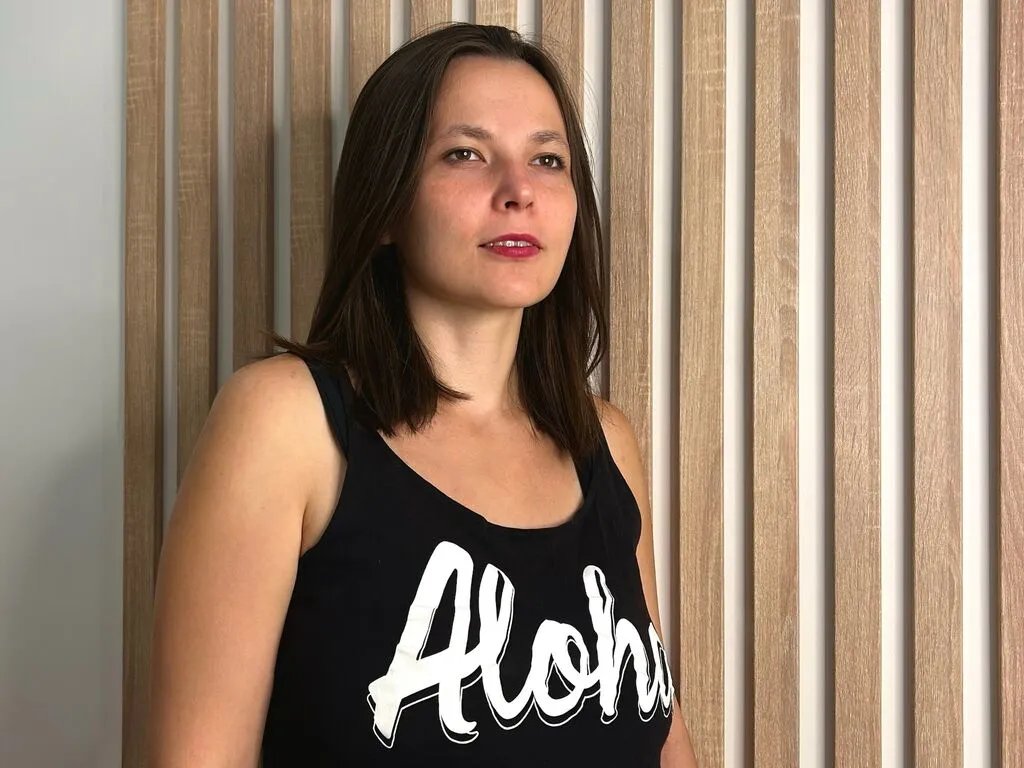 MeganDua from LiveJasmin