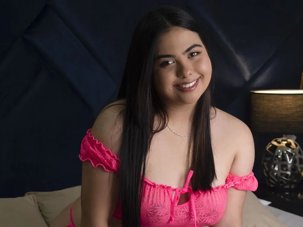 MylenaGreeen from LiveJasmin