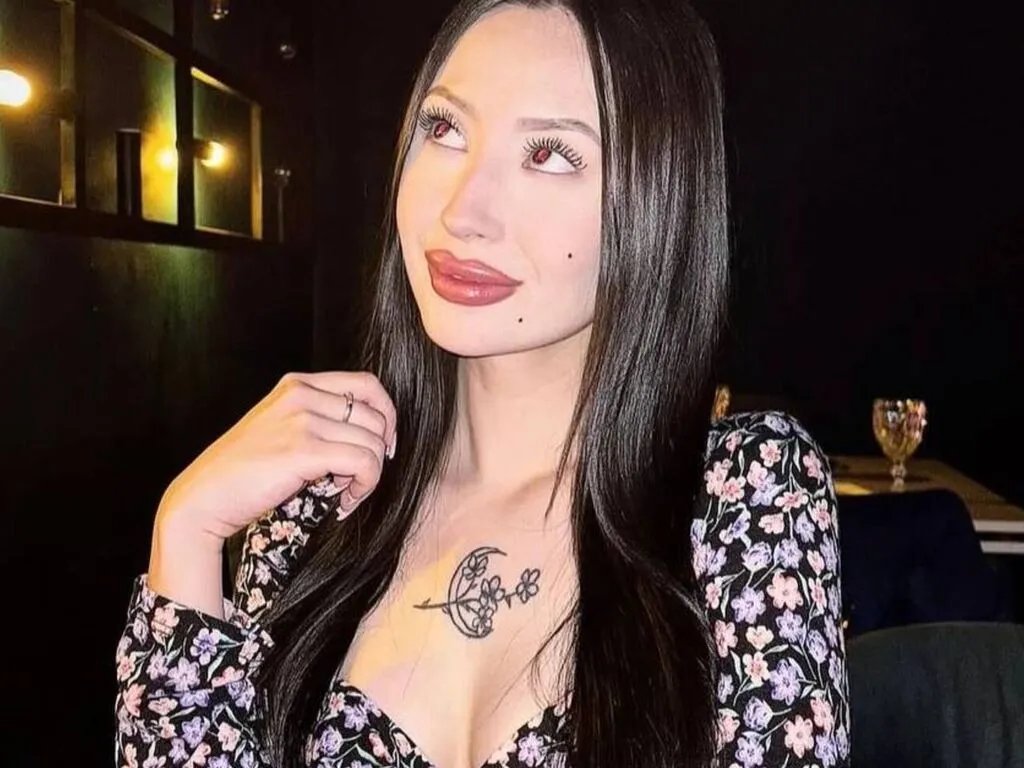 SunMegan from LiveJasmin