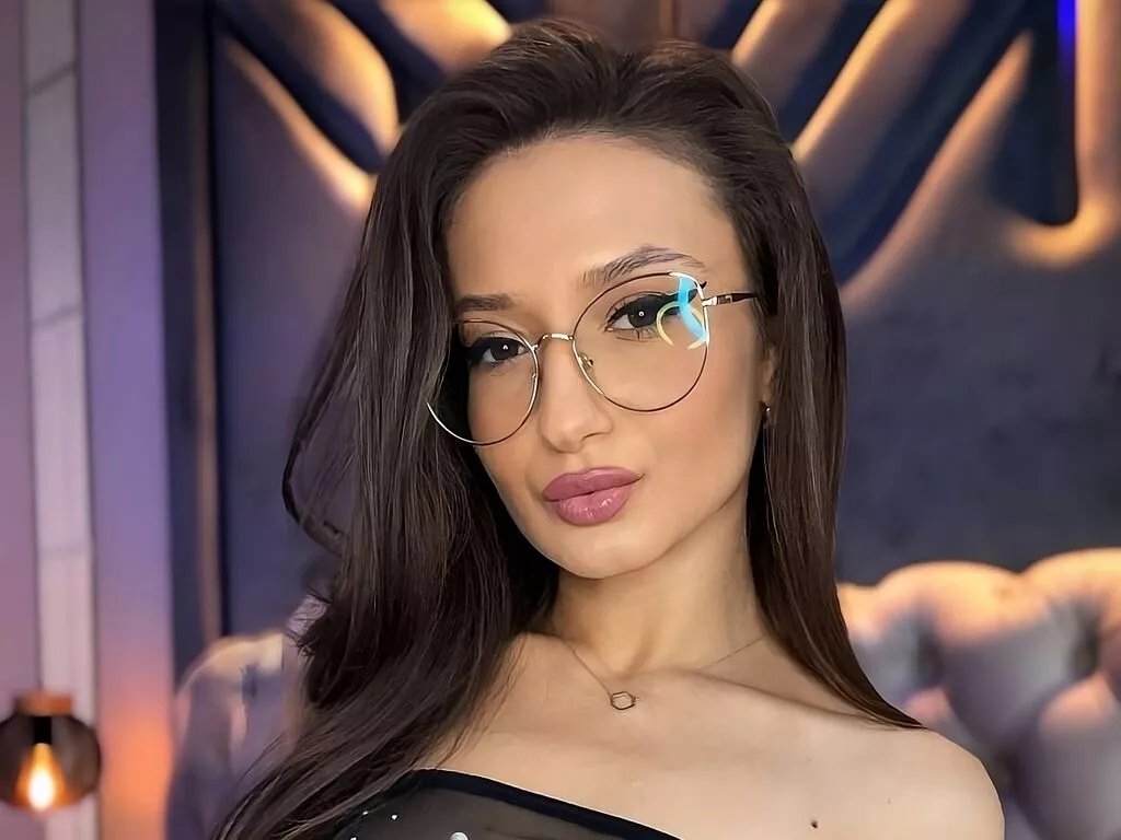 TheaMaleko from LiveJasmin