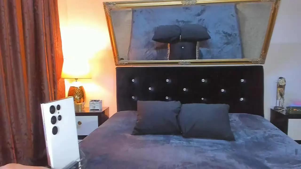 Naked Arabellashiny wants you to fuck her body now arabellashiny from Streamray