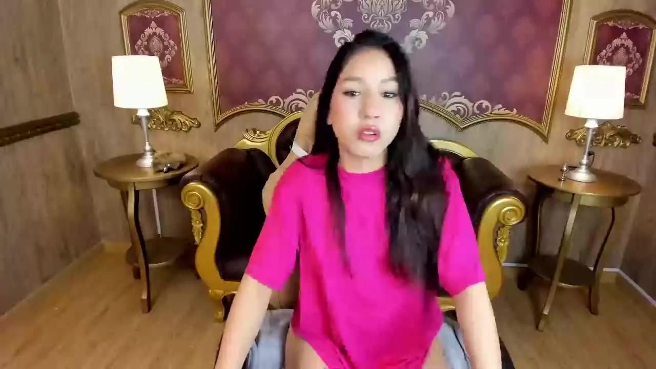 Slutty AuroraAddict wants you to fuck her body now AuroraAddict from Streamray