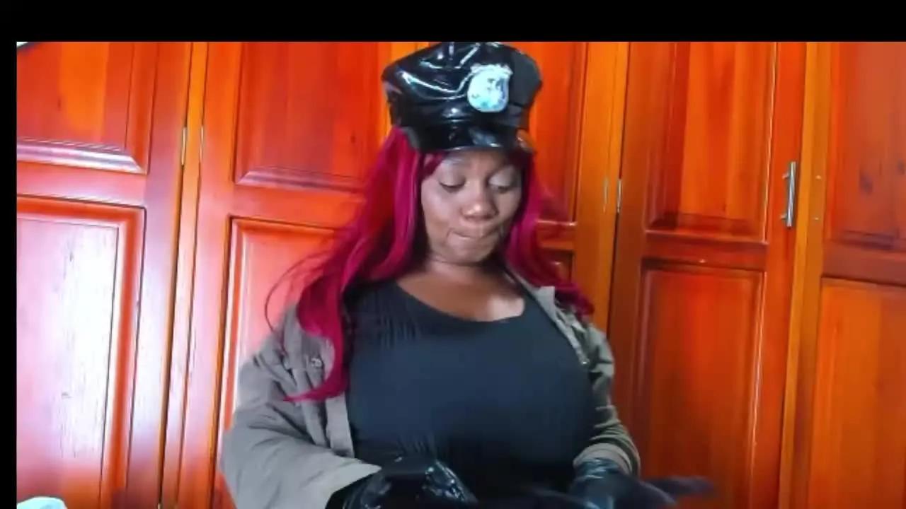 Streamray Bustysweety bustysweety from Streamray