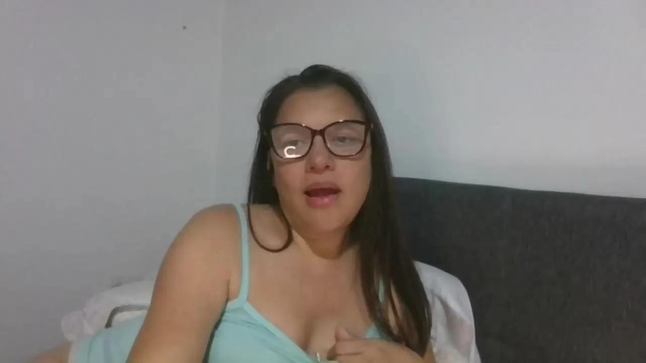 EstelaHot from Streamray